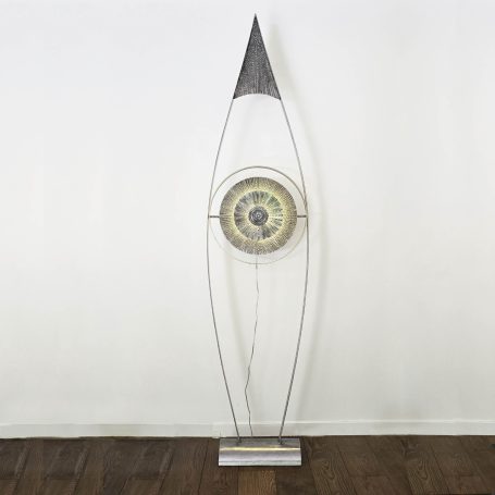 Lampadaire en acier brut 2,2 m, design œil avec iris lumineux en points de soudure – Sype 018