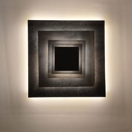 Lampe murale design en acier brut, perspective lumineuse artistique – Sype 010